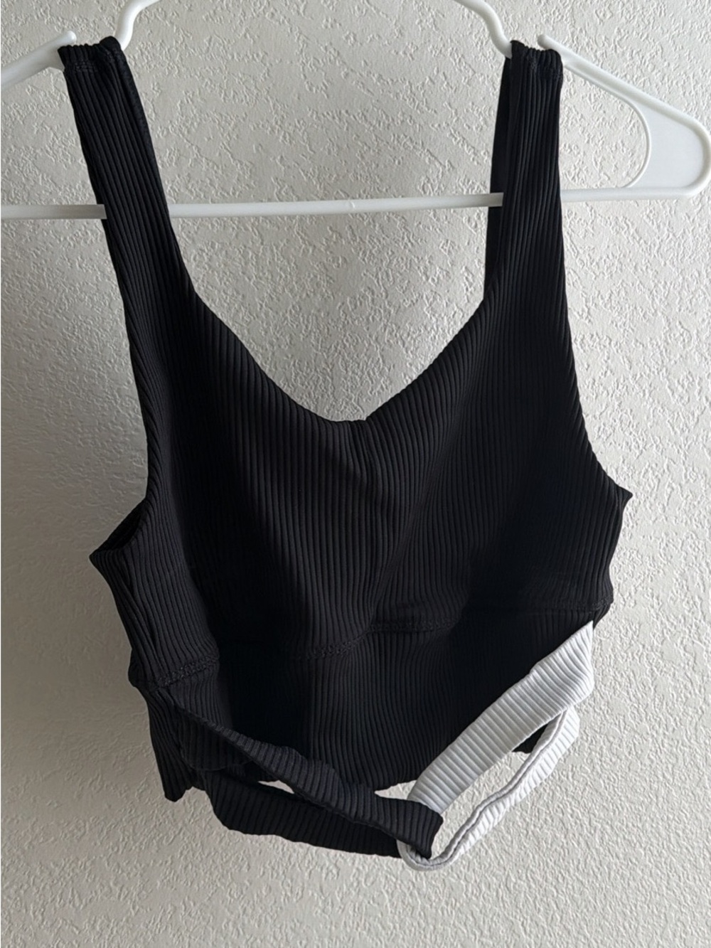 Carbon38 Twist Ribbed Sports Bra small
